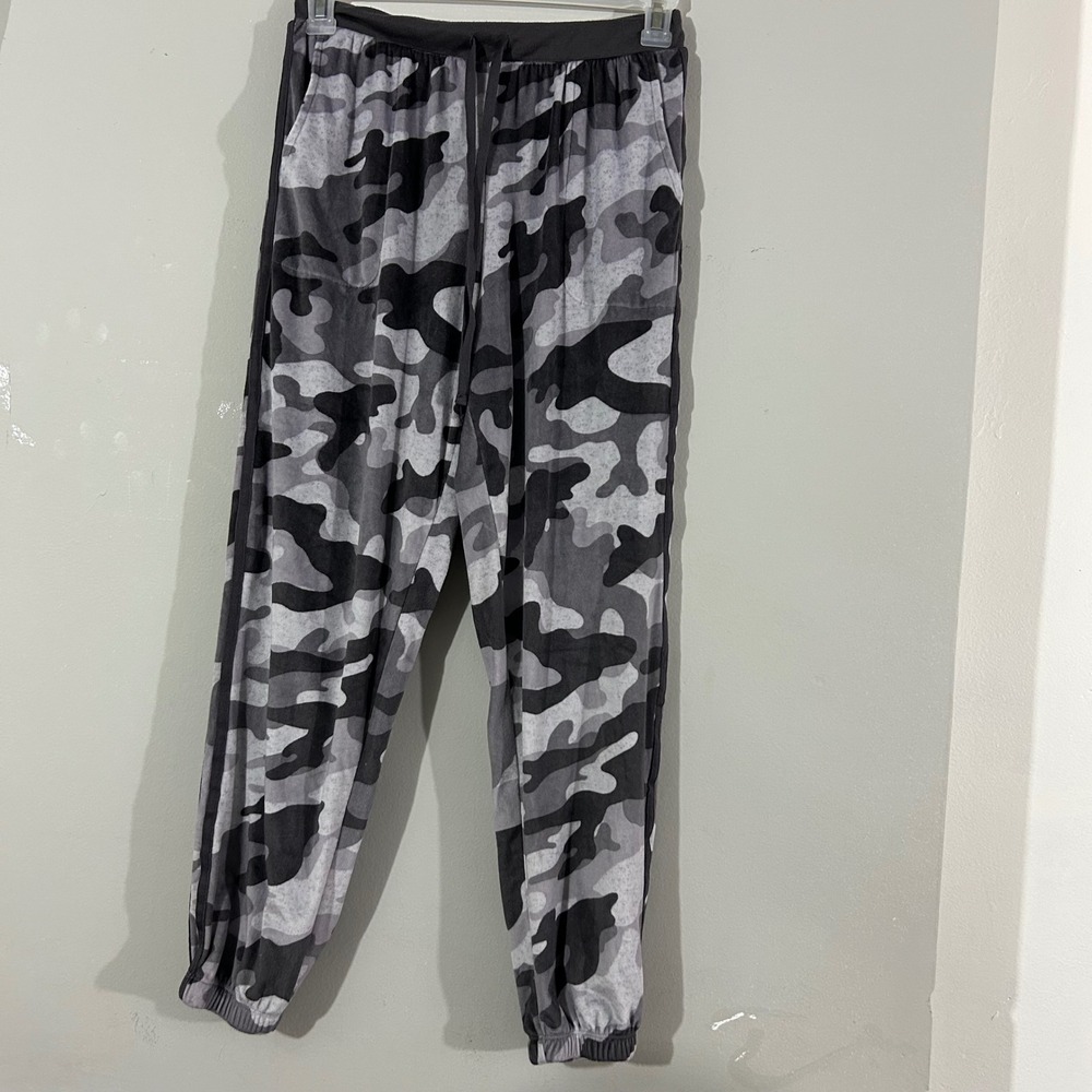 Womens Camo Velour Joggers Pants Gray Black Camouflage Lounge Sleepwear Size M